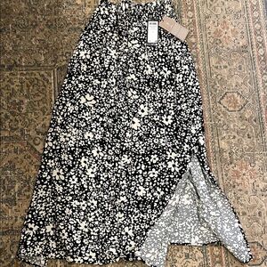 Vero Moda Black and Cream Floral Maxi Skirt